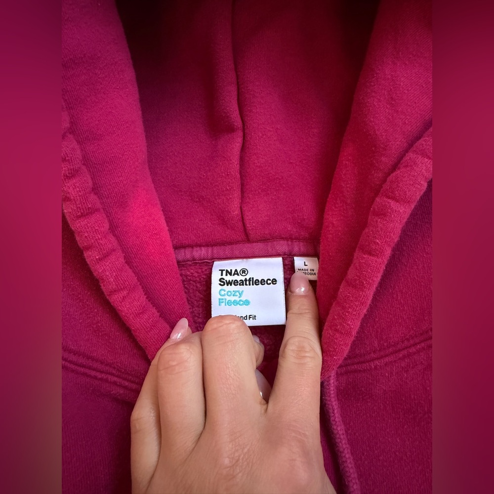Aritzia Hoodie - Picture 4 of 6